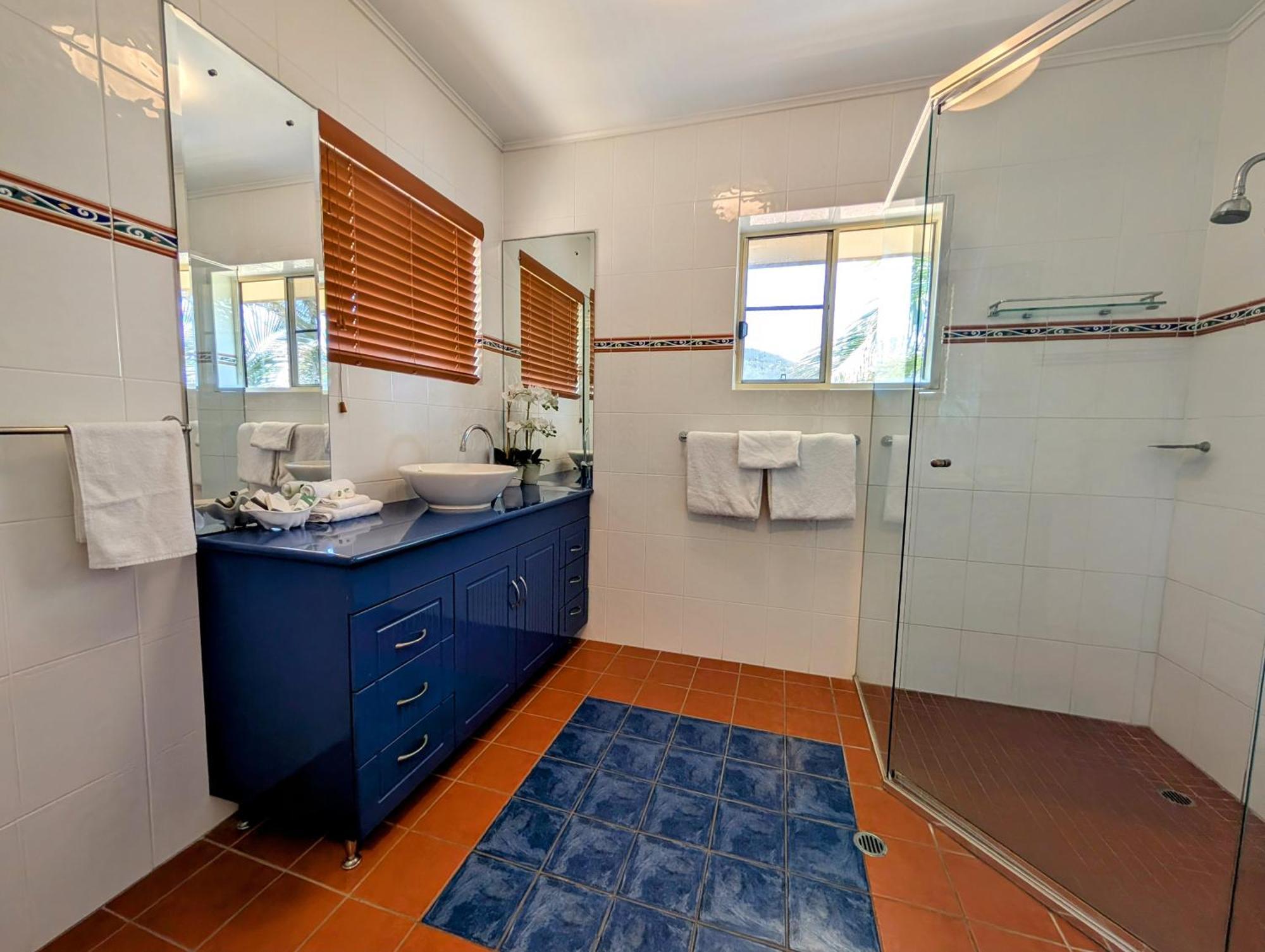 Rose Bay Resort Bowen Eksteriør bilde
