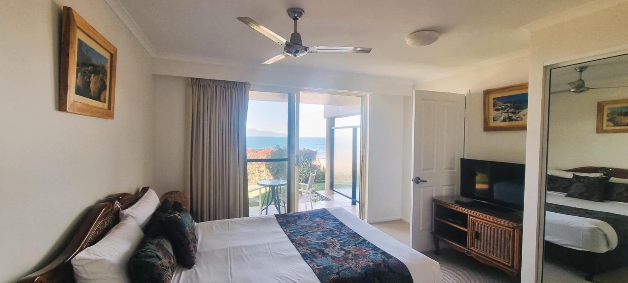 Rose Bay Resort Bowen Eksteriør bilde