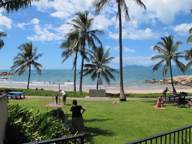 Rose Bay Resort Bowen Eksteriør bilde
