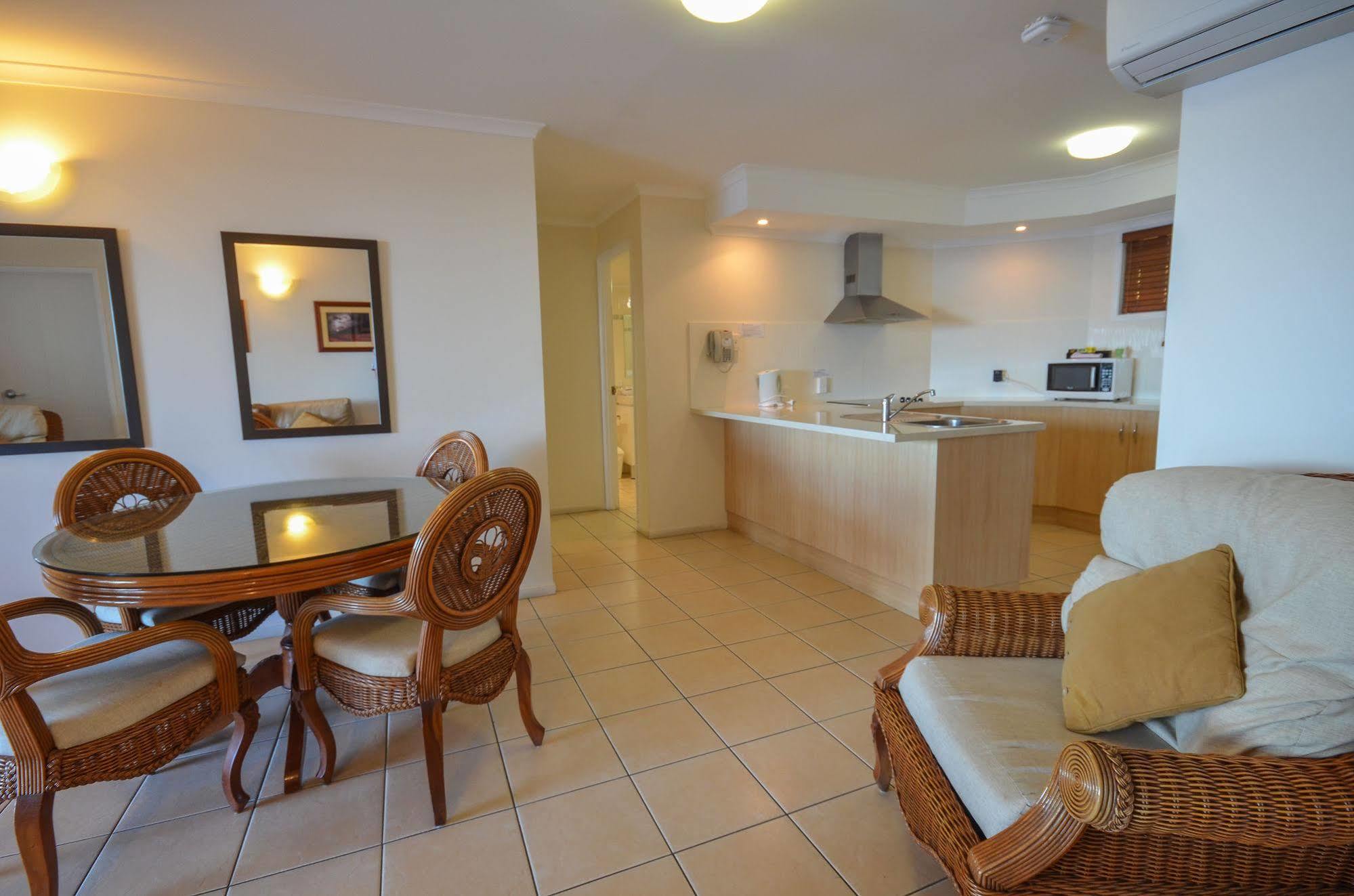 Rose Bay Resort Bowen Eksteriør bilde