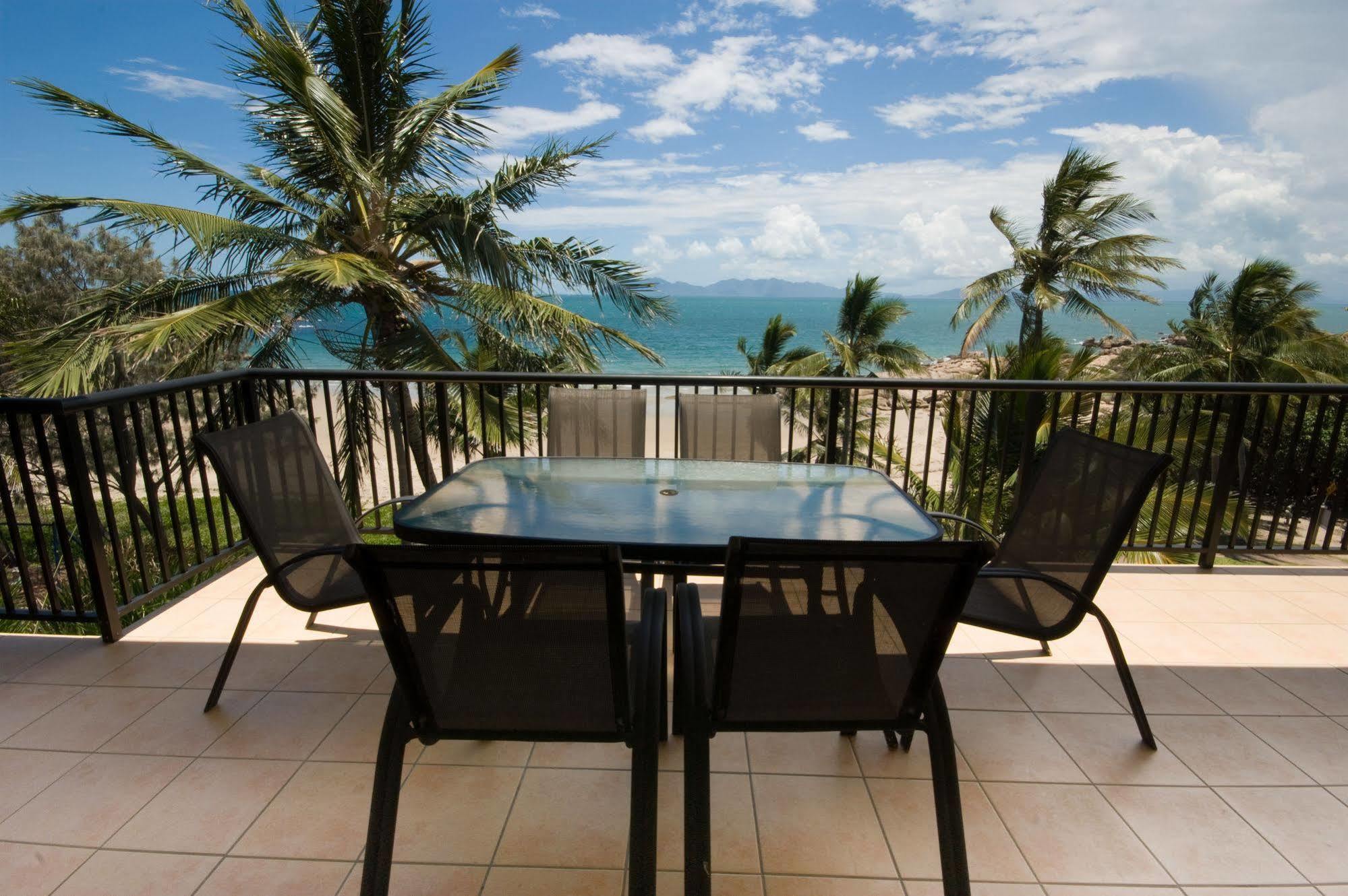 Rose Bay Resort Bowen Eksteriør bilde
