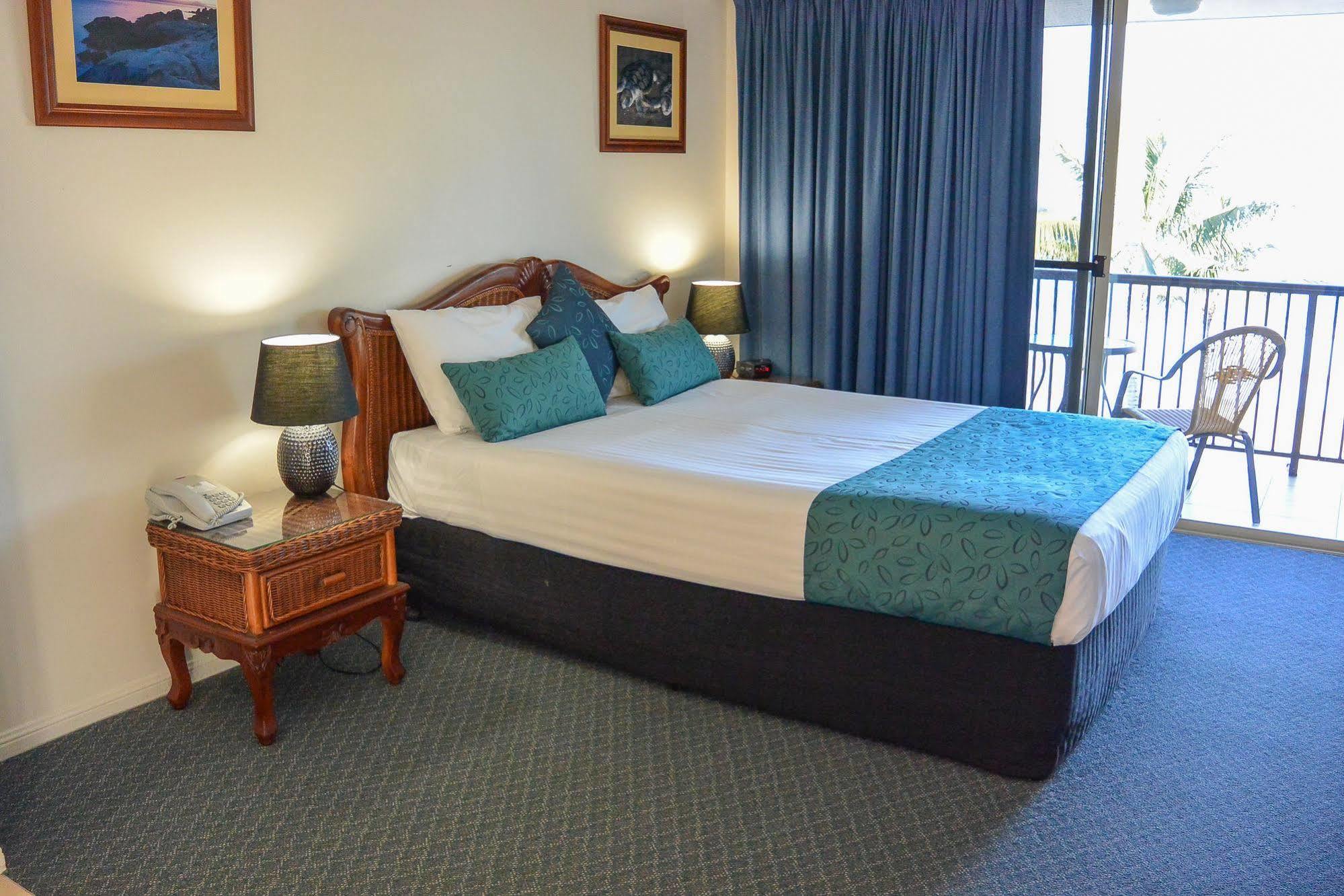 Rose Bay Resort Bowen Eksteriør bilde